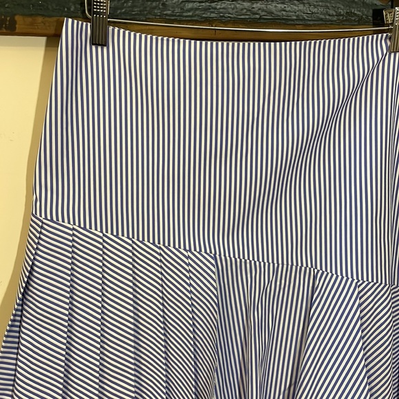 Nordstrom Signature Blue and White Striped Pleated Asymmetrical Skirt Size 12 - Picture 6 of 16